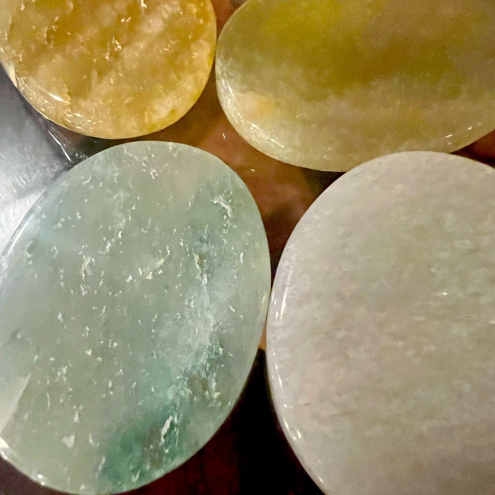 CRYSTAL Worry Stone